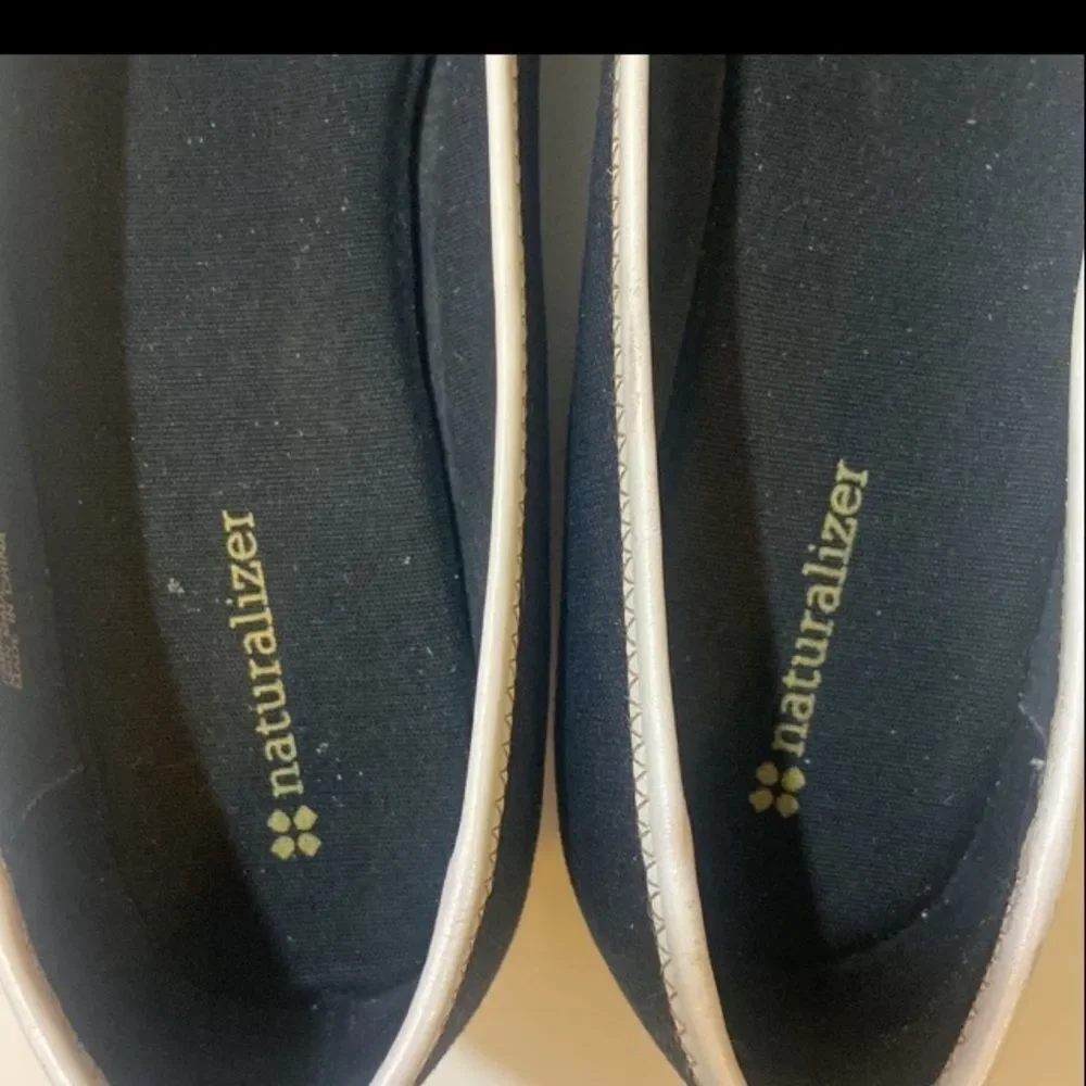 Naturalizer Black and White Espadrille Wedges Size 9.5M